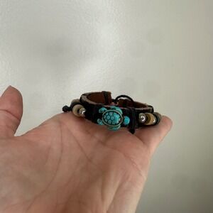 Leather Bracelet‎ Turquoise Turtle Bead Boho Hippie Adjustable Cord